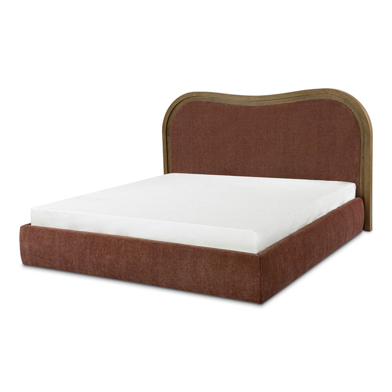 Camilla - King Bed - Chestnut