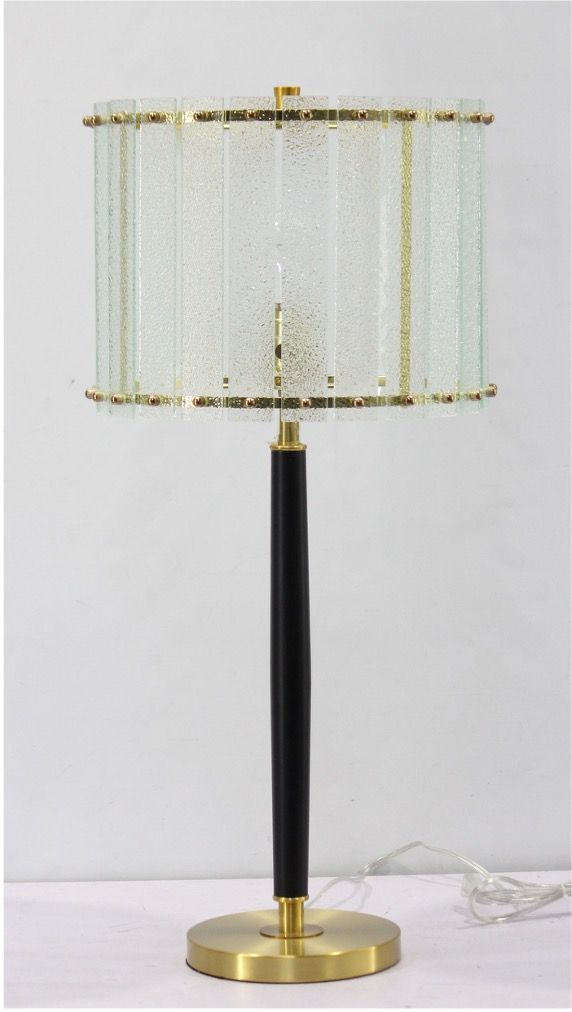 Luca - Table Lamp - Black / Gold