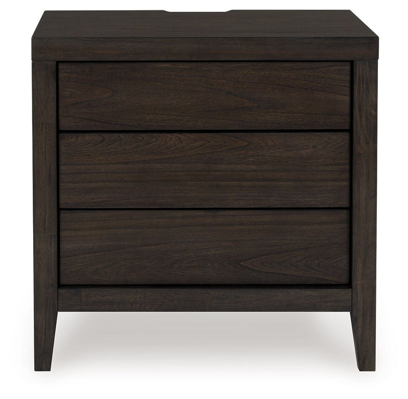 Westonfort - Three Drawer Night Stand - Espresso
