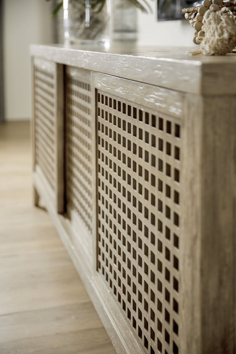 Ciao Bella - Entertainment Console