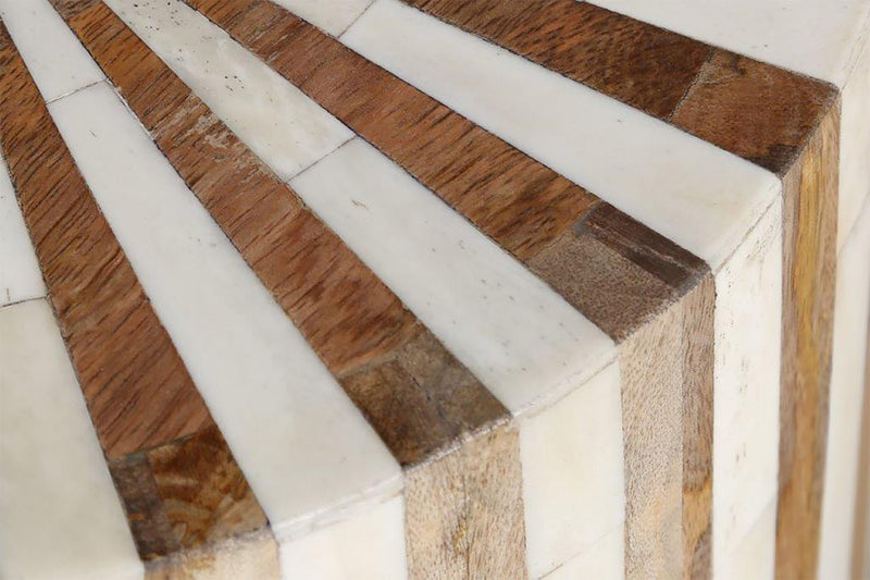 Crossings - Round Table