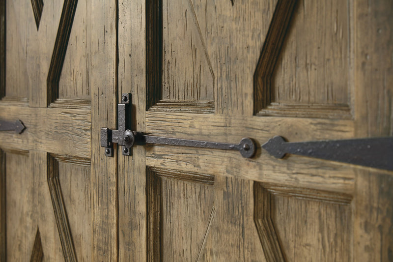 La Grange - Mt. Maria Wardrobe